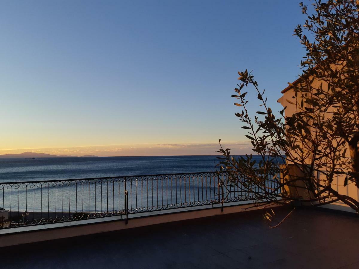 Amalfi Coast Emotions Apartment Vietri Luaran gambar